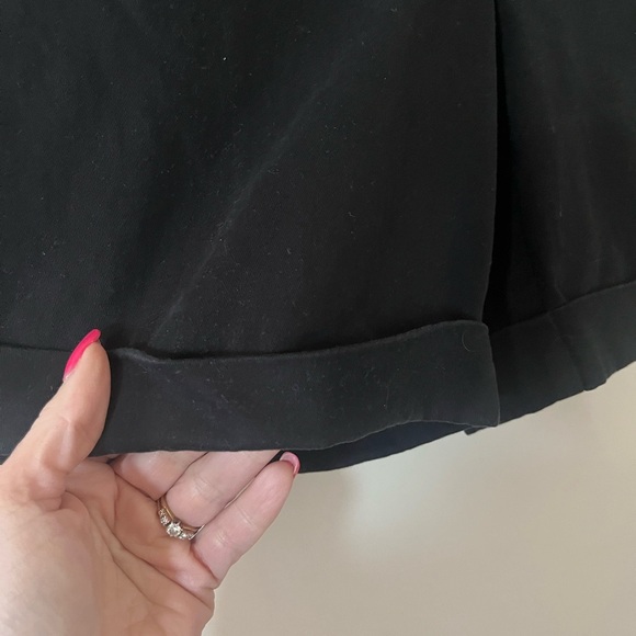 Jones New York Black Stretch Sport Shorts women’s size 8 - Picture 4 of 12